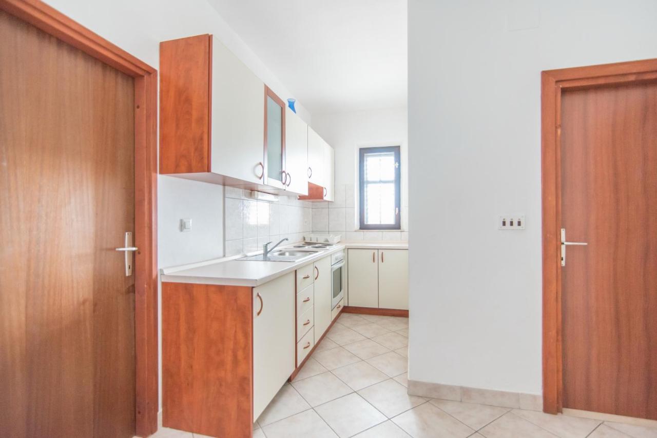 Apartments Neva Selca 部屋 写真